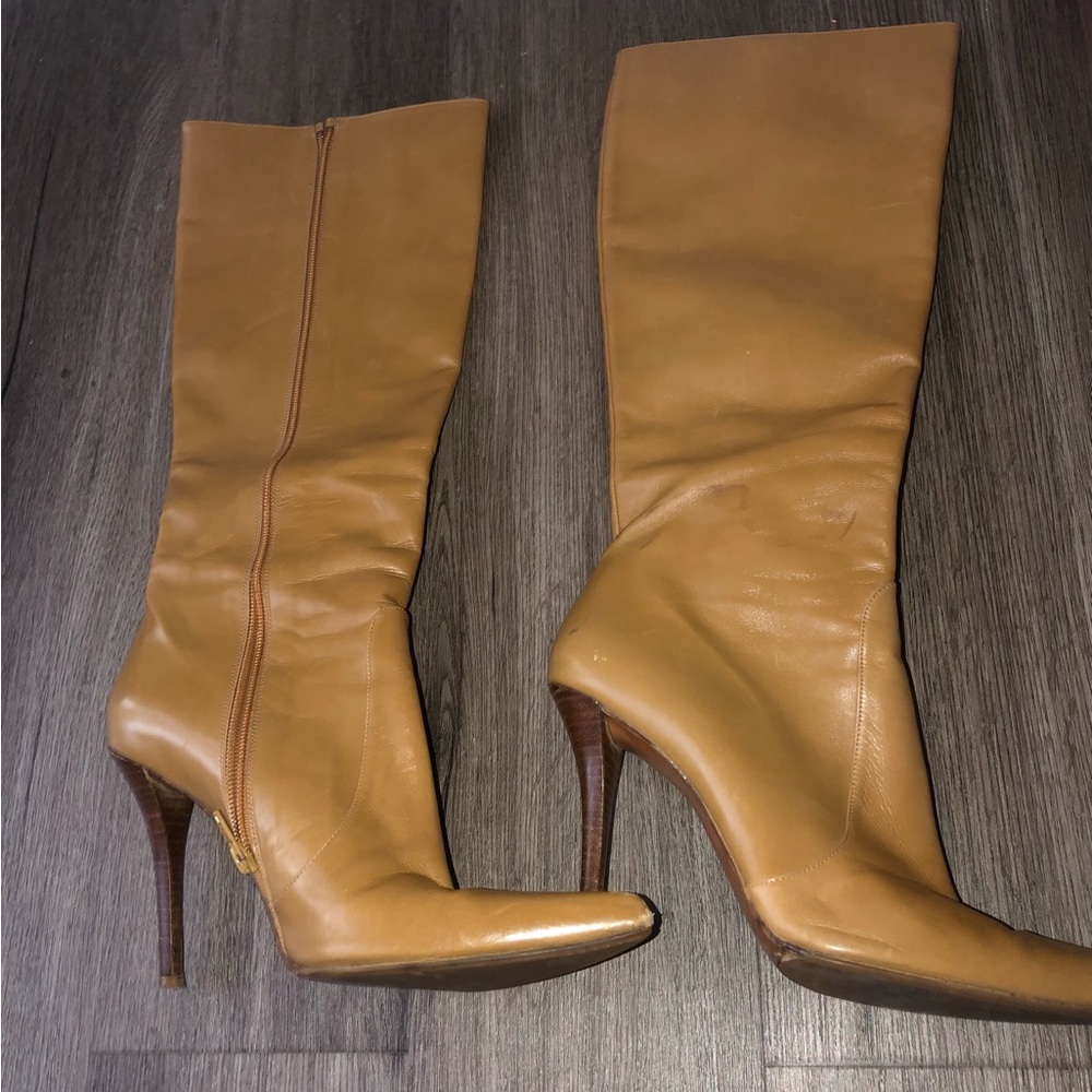 Stuart Weitzman tall boots. Good condition. Shows some wear. Size 8.5
